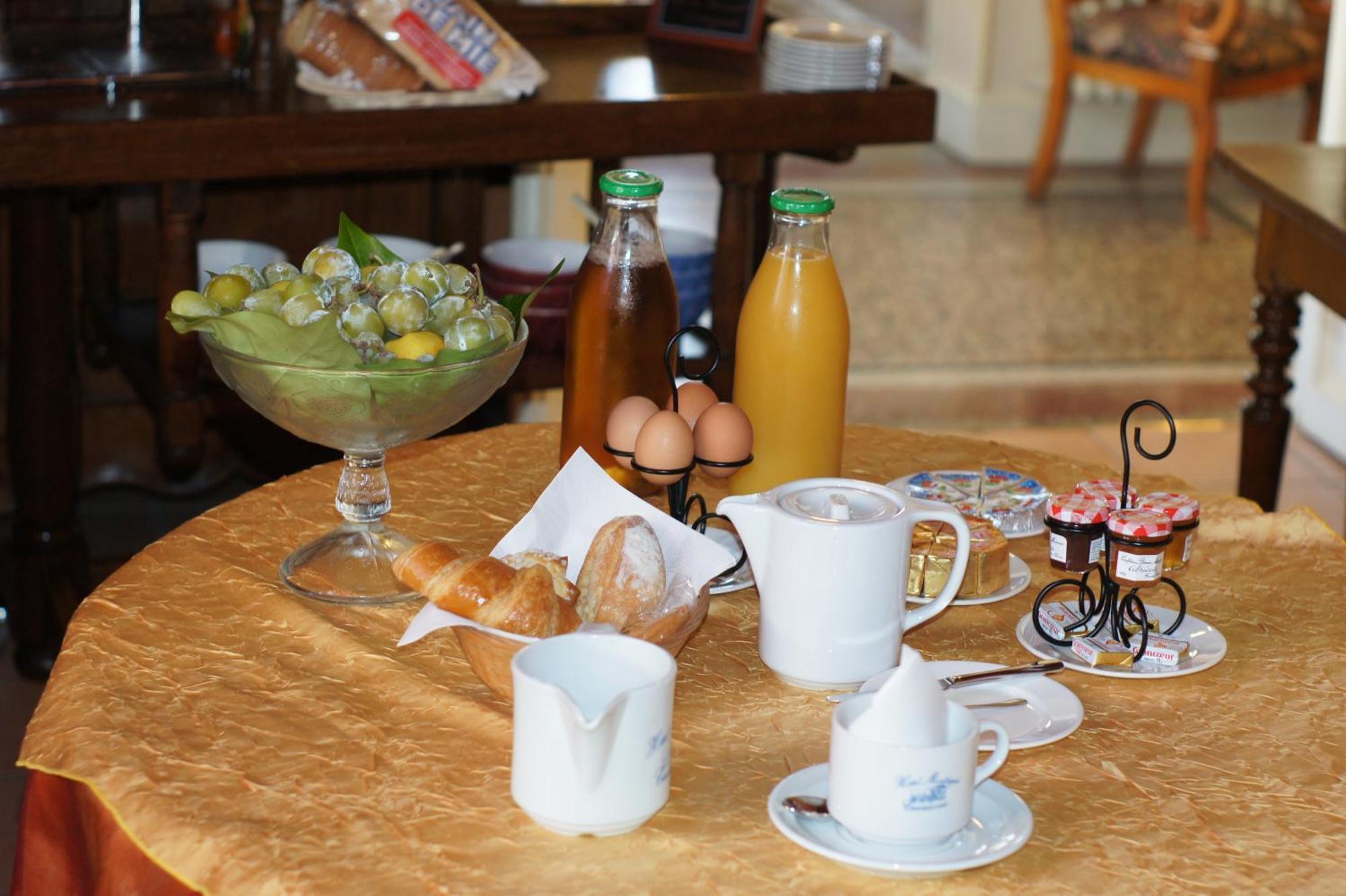 Montsegur Hotel