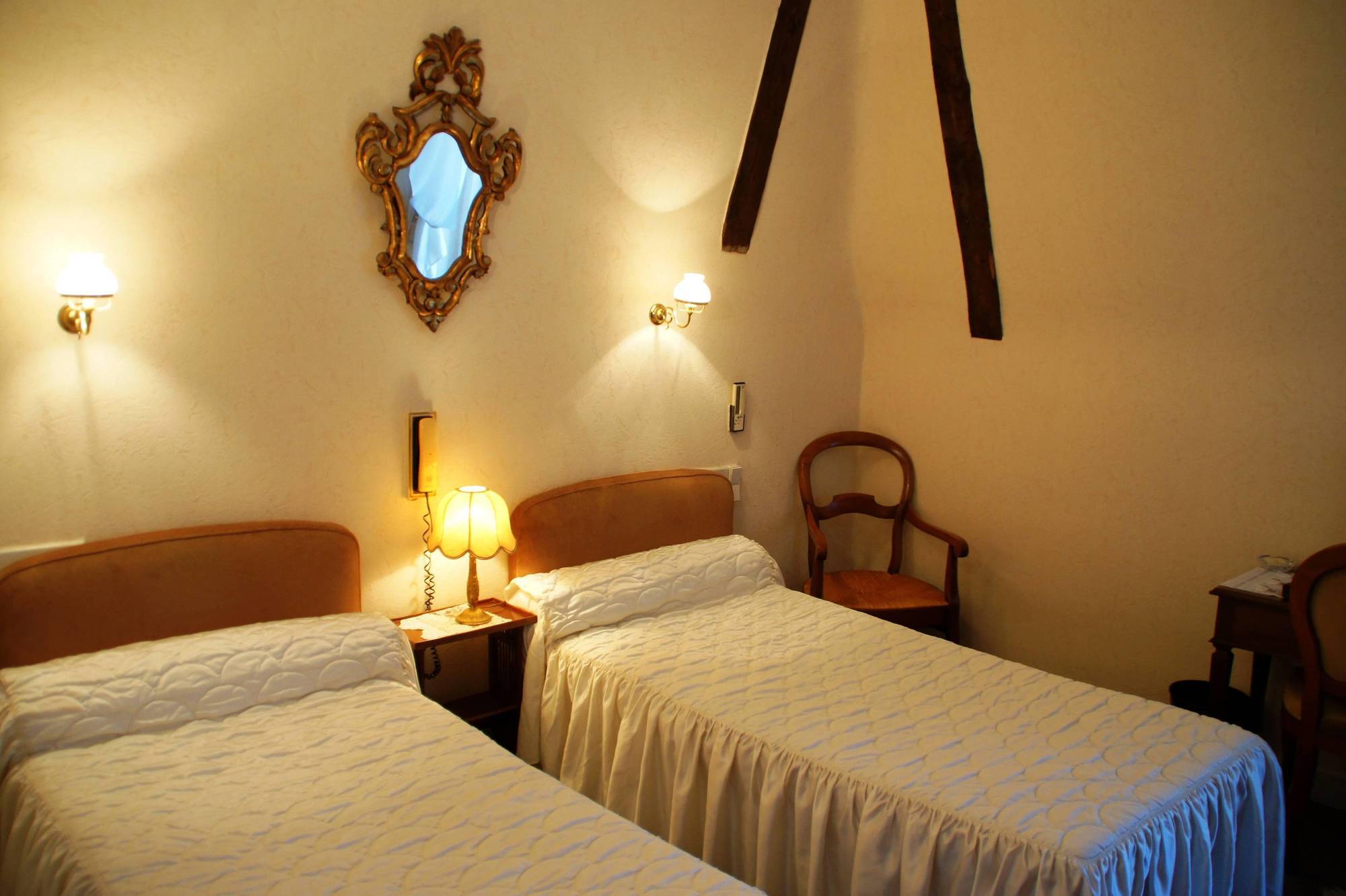 Hotel Montsegur 3*